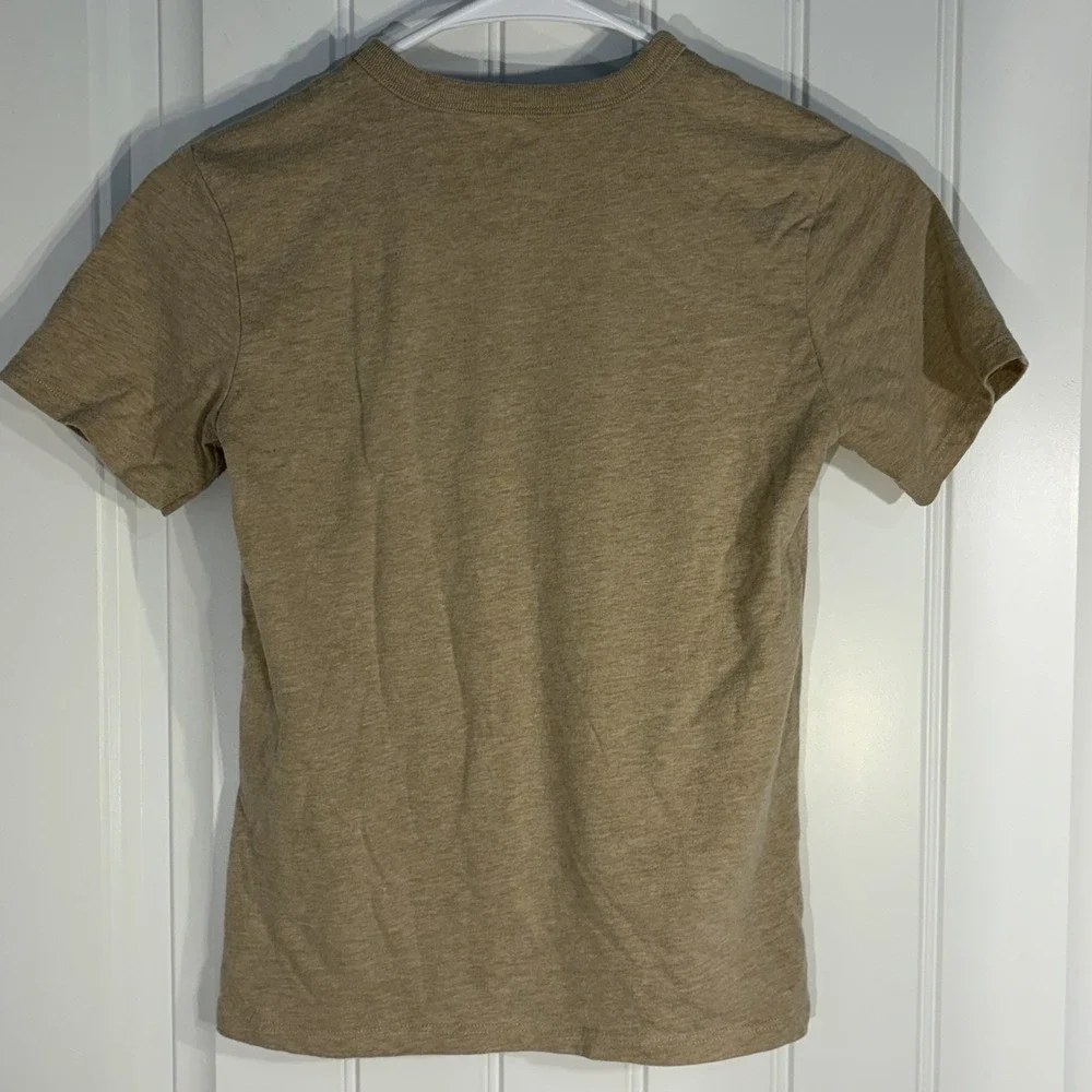 The Children's Place Peace Graphic T-Shirt Kids M 7/8 Tan Short‎ Sleeve Tee